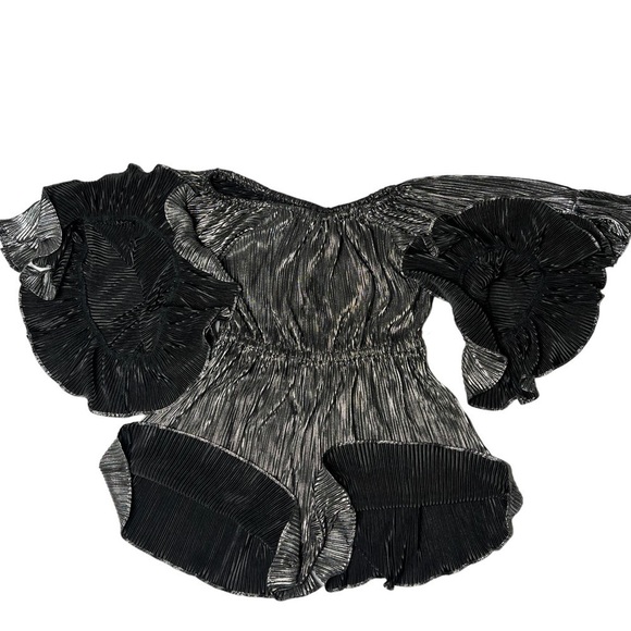 SAN JOY Silver Black Metallic Off The Shoulder Pleated Romper Size S - Picture 8 of 16